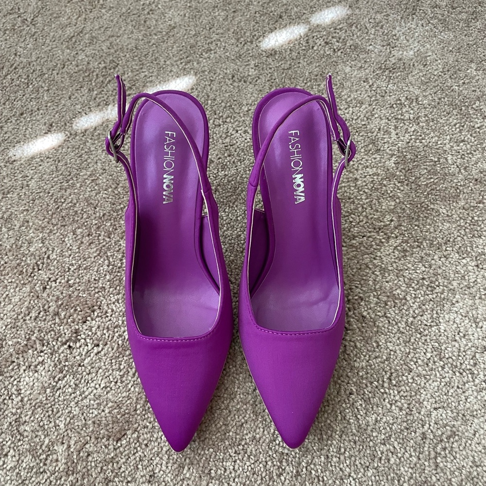 NWOT Purple point-toed heels - Picture 3 of 4